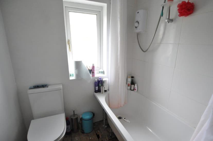 20, Tealby Grove - Image 3