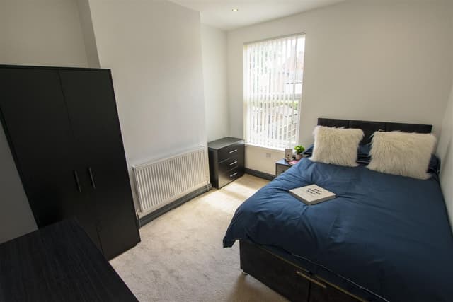 6, Katie Road - Image 8