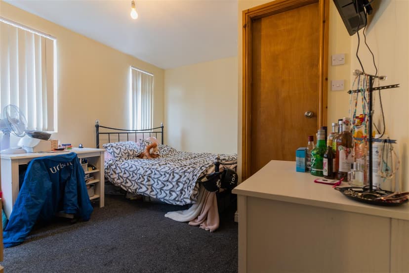 40, Tiverton Road - Image 9