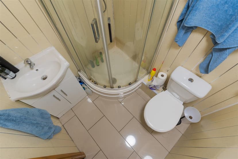 40, Tiverton Road - Image 4