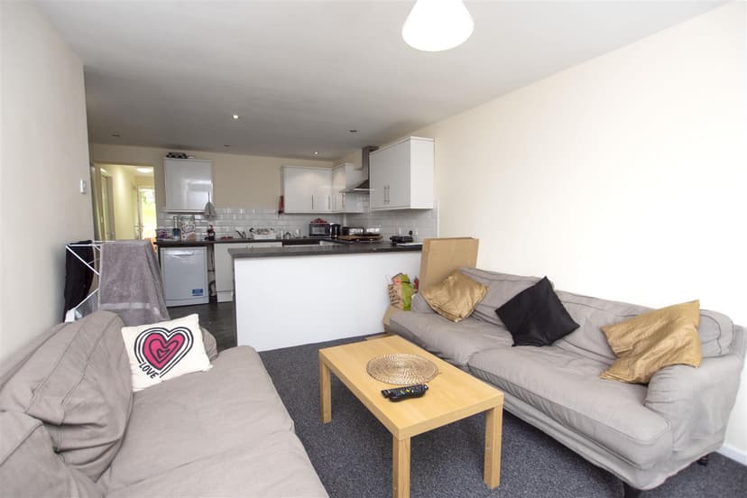 126, Heeley Road - Image 13