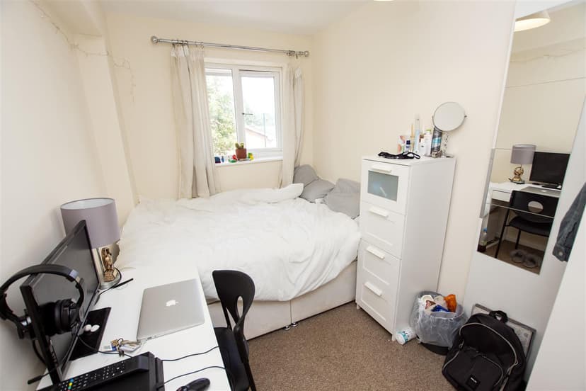 126, Heeley Road - Image 10