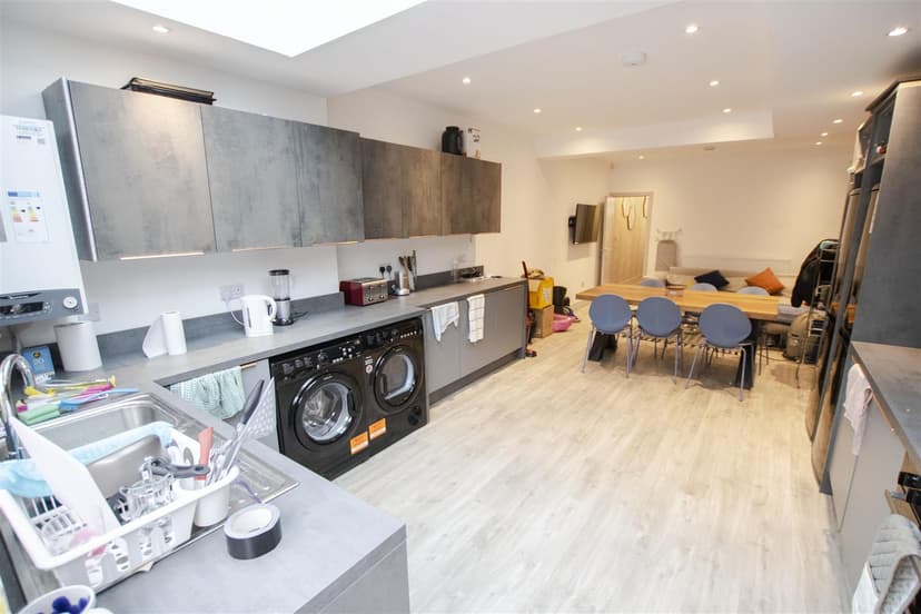 258, Heeley Road - Image 14