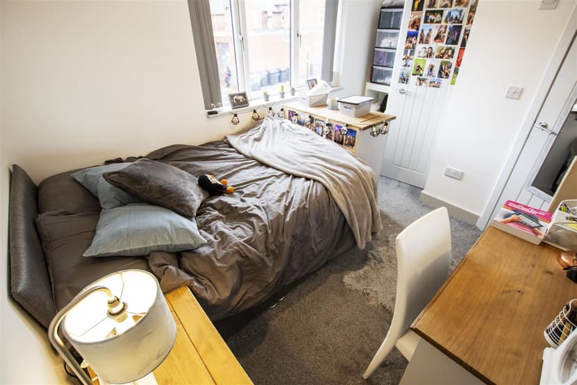 258, Heeley Road - Image 5