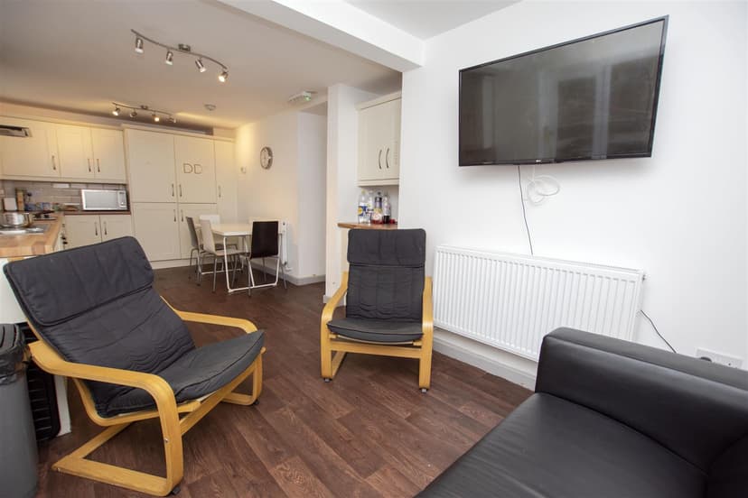 116, Heeley Road - Image 10