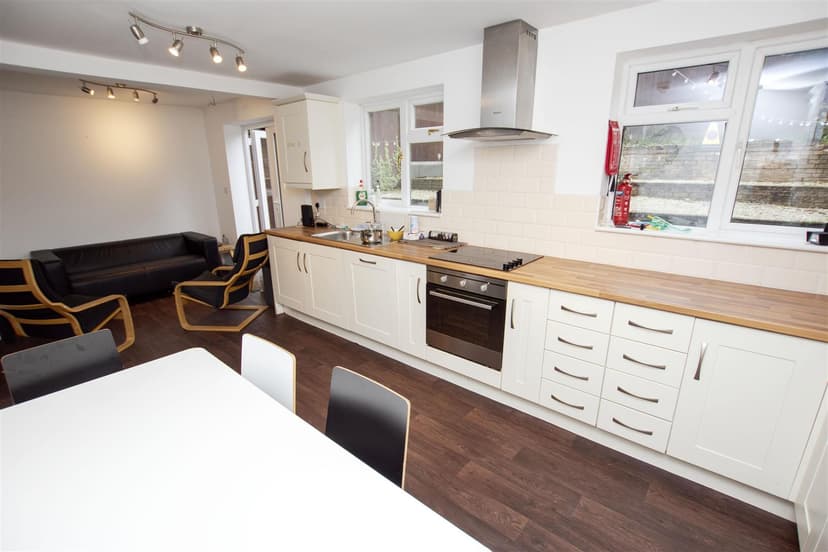 116, Heeley Road - Image 9