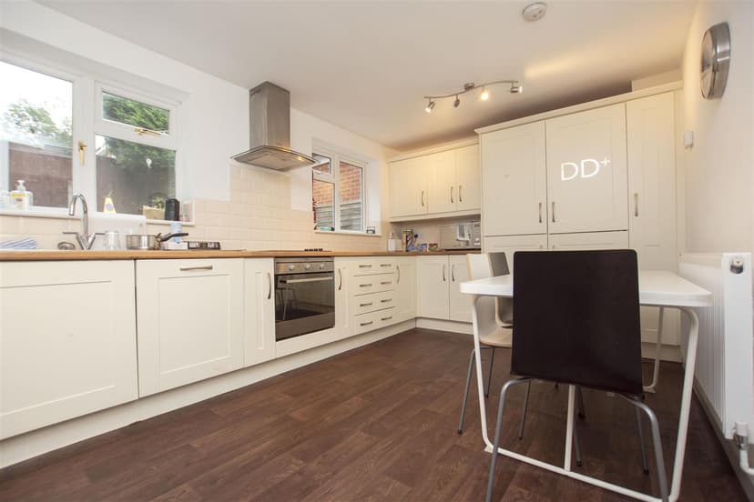 116, Heeley Road - Image 8