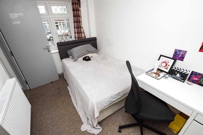 116, Heeley Road - Image 6