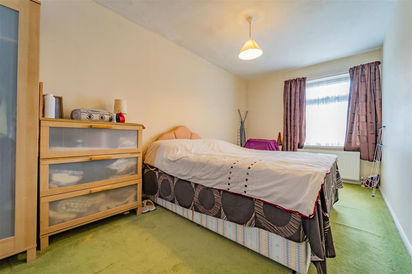 16, Varden Croft - Image 7