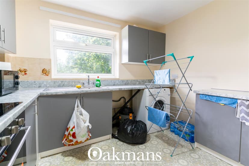 88, Leasow Drive - Image 9