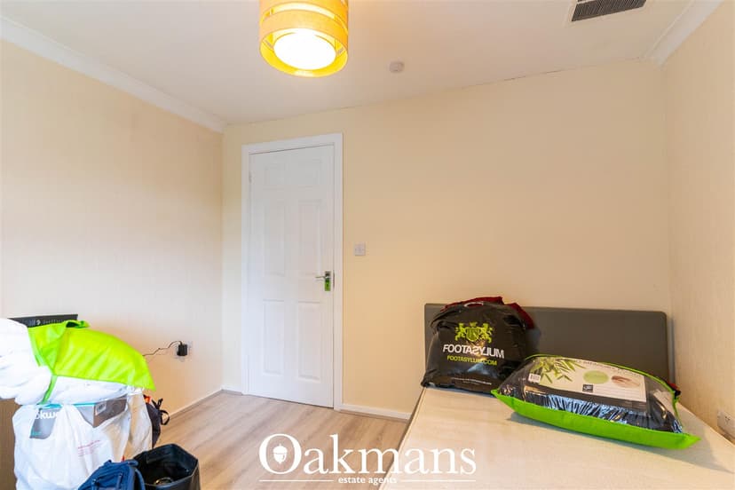 88, Leasow Drive - Image 4