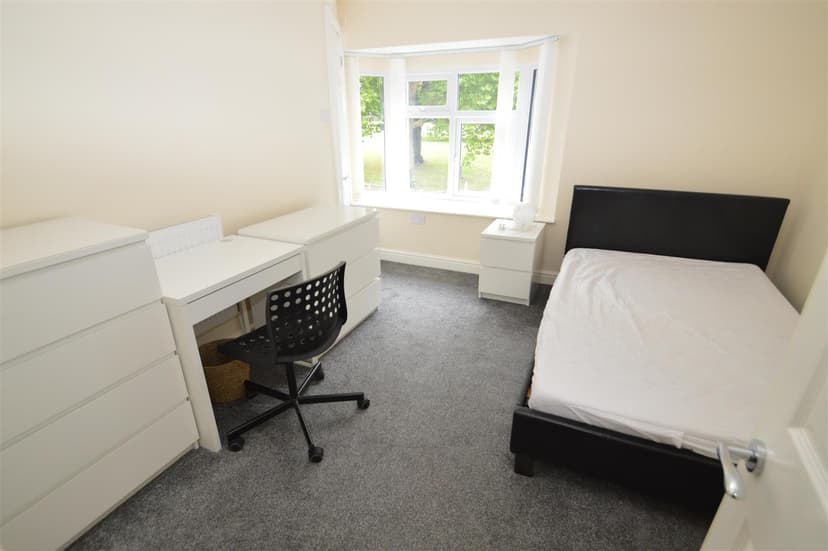 46, Umberslade Road - Image 5