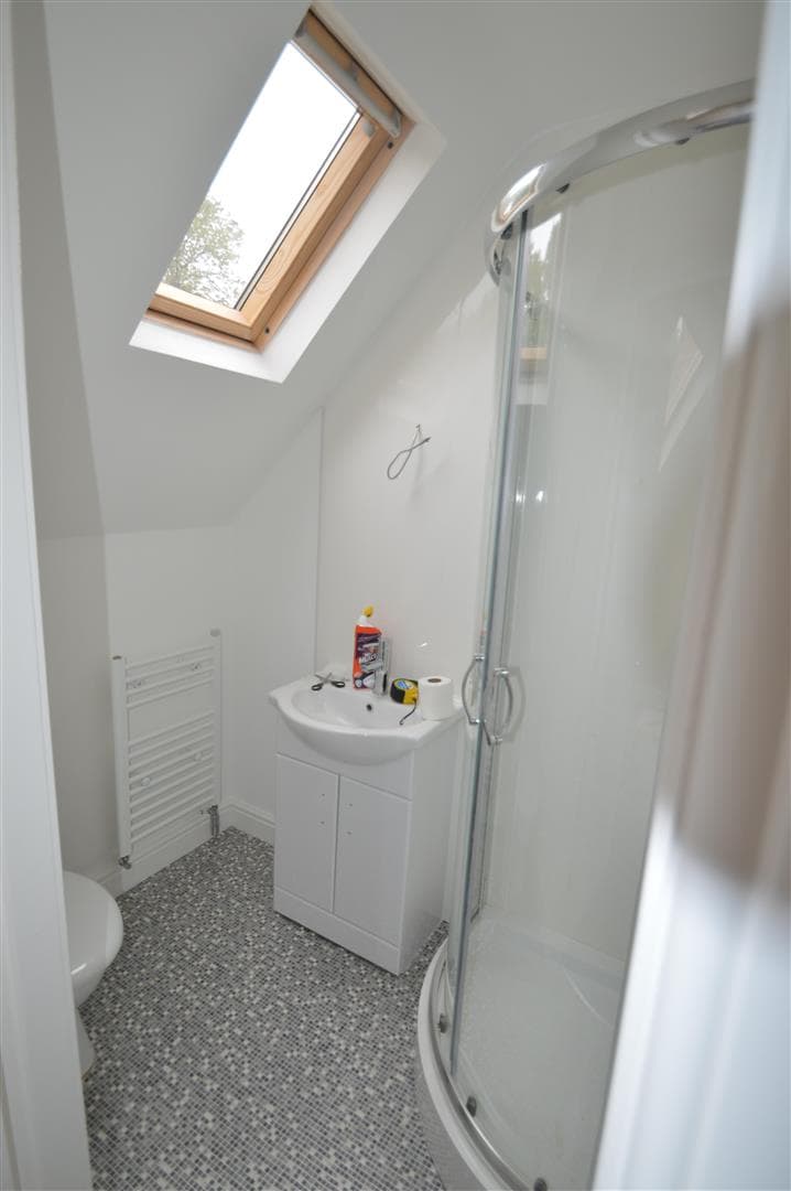 46, Umberslade Road - Image 2