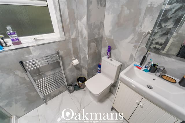 Flat 3, Appleton Court, Gilldown Place - Image 1