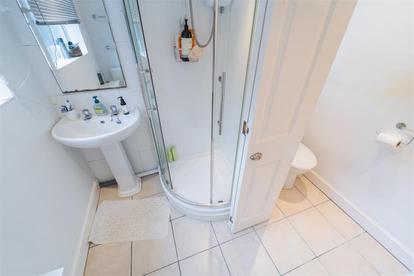 105, Tiverton Road - Image 6