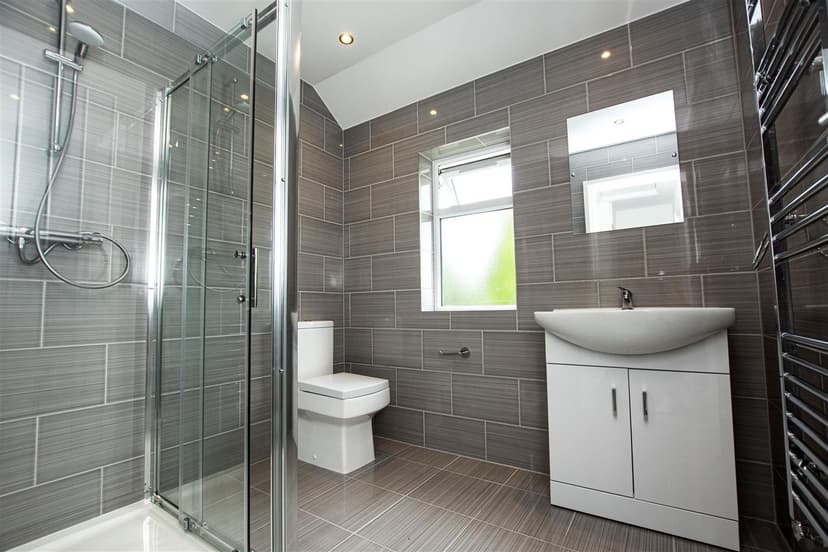 46, Quinton Road - Image 3