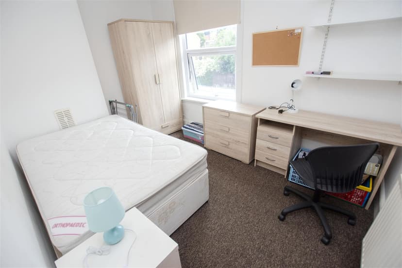 149, Dawlish Road - Image 7