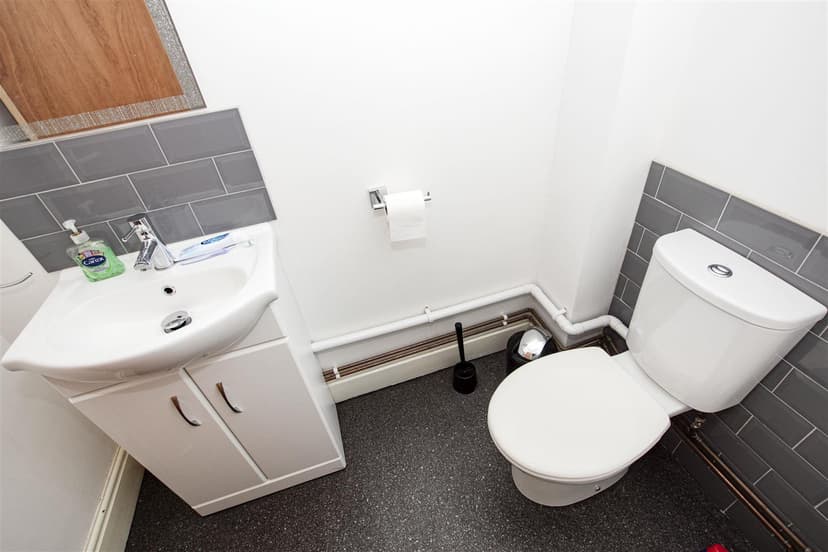 28, Dartmouth Road - Image 8