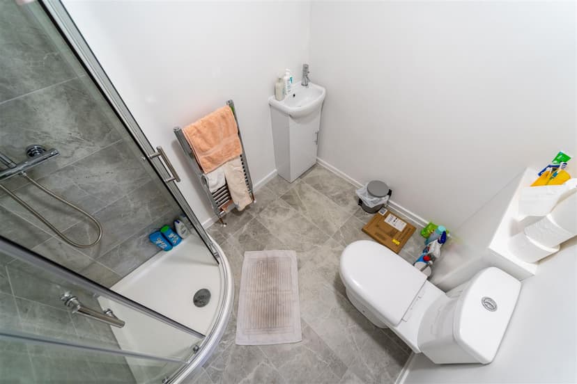 9, Wellman Croft - Image 8