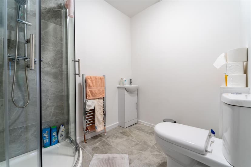 9, Wellman Croft - Image 7