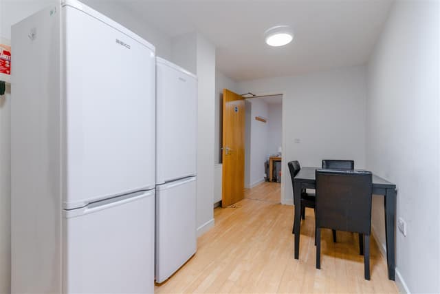 564a, Bristol Road - Image 10