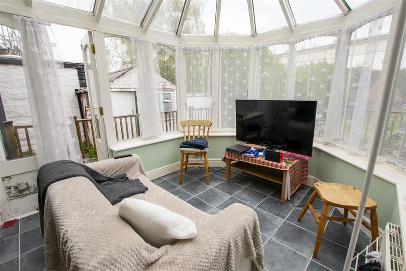 21, Gibbins Road - Image 9