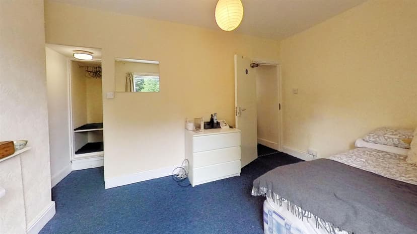 6, Harrow Road - Image 6