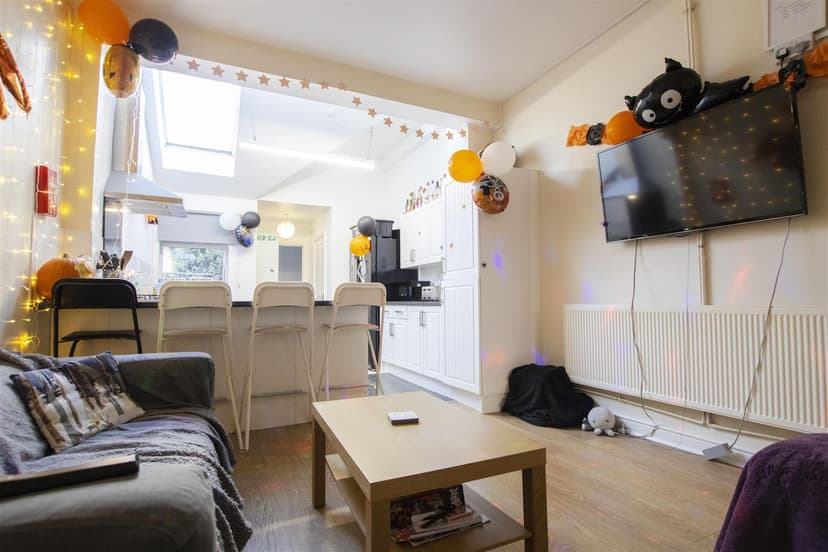 8, Newton Grove, Dartmouth Road - Image 8