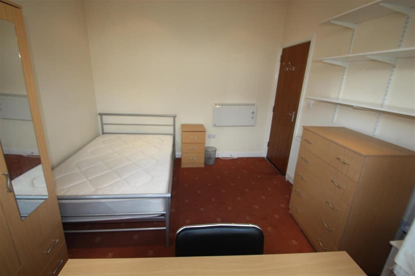 216, Heeley Road - Image 9