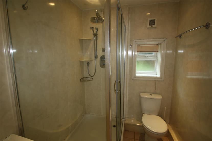 216, Heeley Road - Image 2