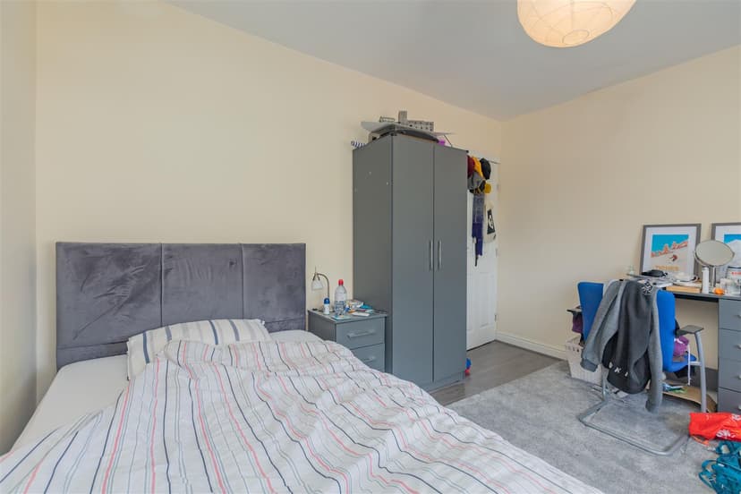 45, Reservoir Road - Image 8