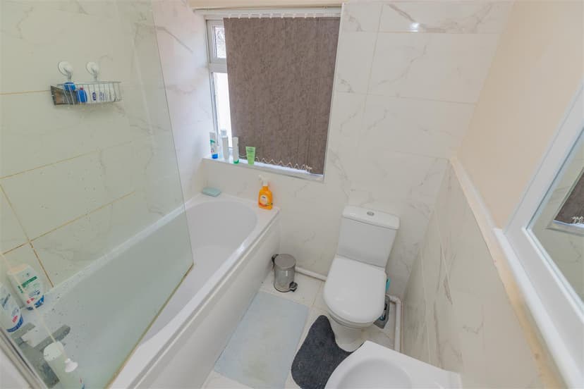 45, Reservoir Road - Image 2