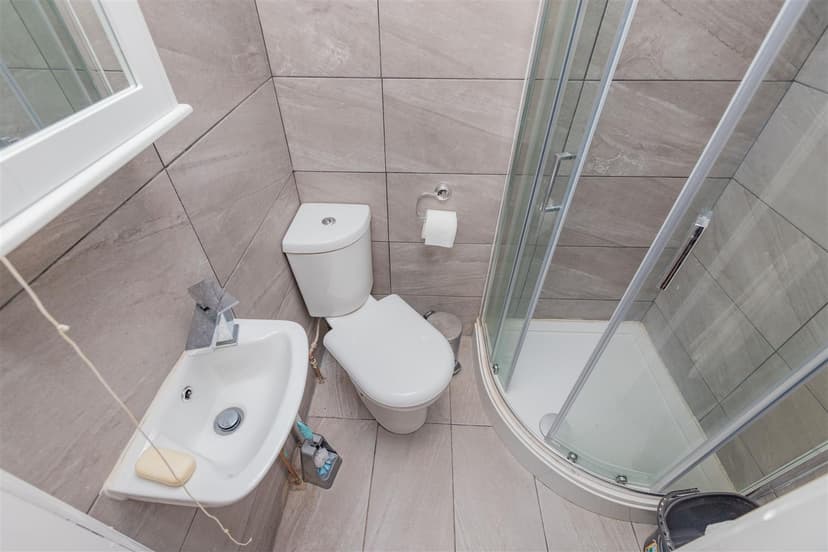 45, Reservoir Road - Image 1