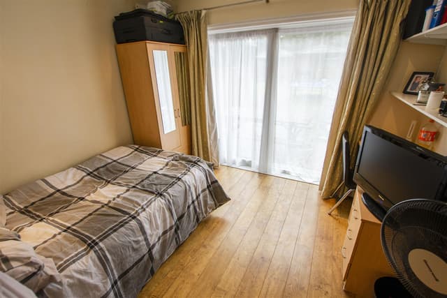226, Heeley Road - Image 16