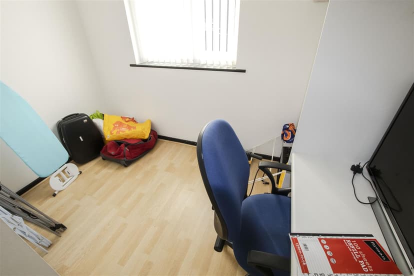 5, Herons Way - Image 4