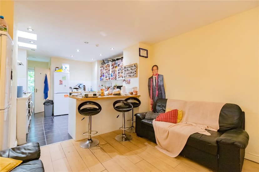 217, Heeley Road - Image 14