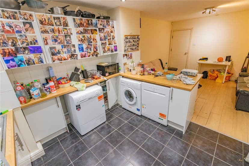 217, Heeley Road - Image 11