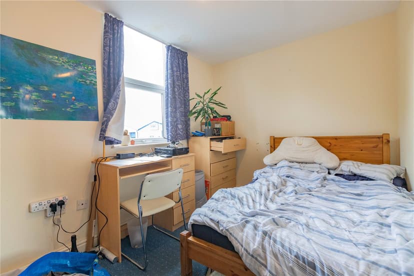 217, Heeley Road - Image 7