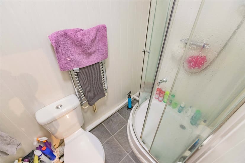 217, Heeley Road - Image 3