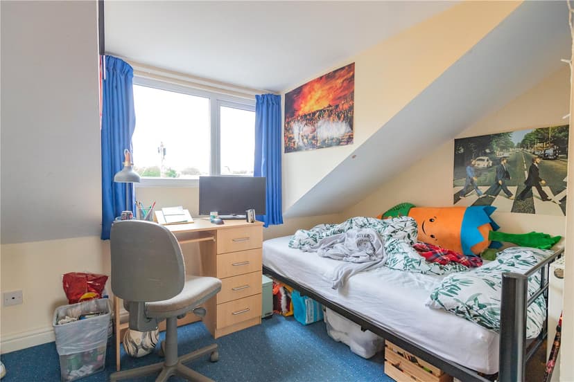 217, Heeley Road - Image 2