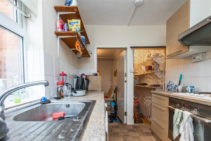 283, Dawlish Road - Image 17