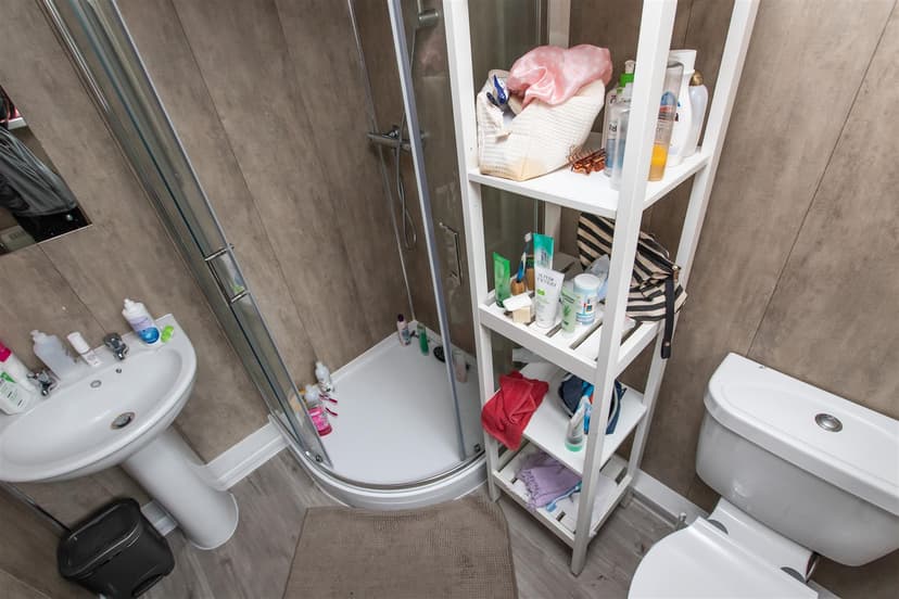 283, Dawlish Road - Image 16