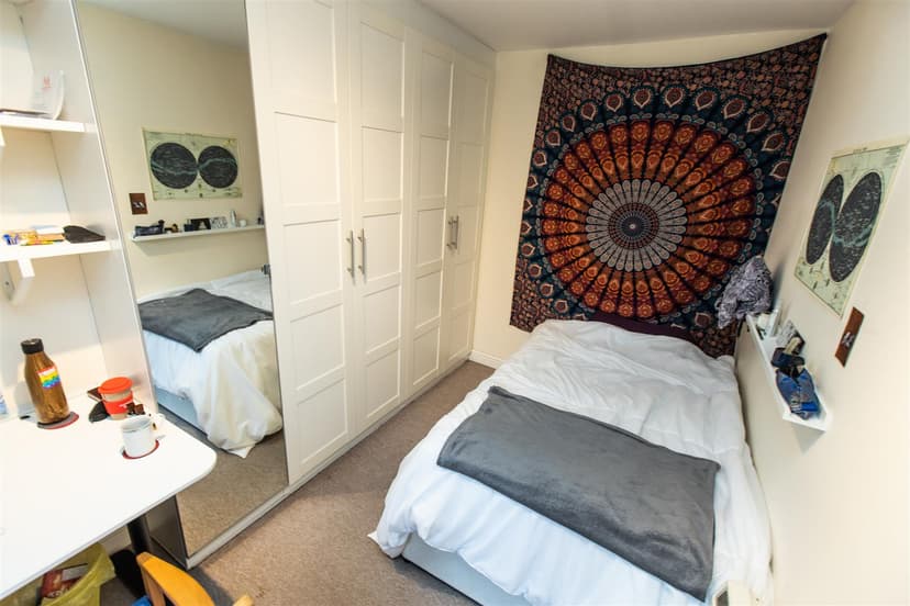 283, Dawlish Road - Image 15