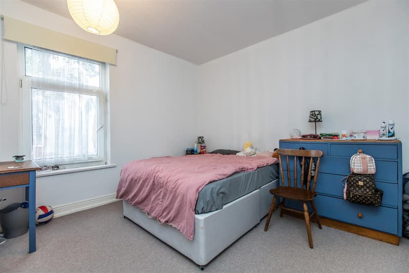 283, Dawlish Road - Image 12