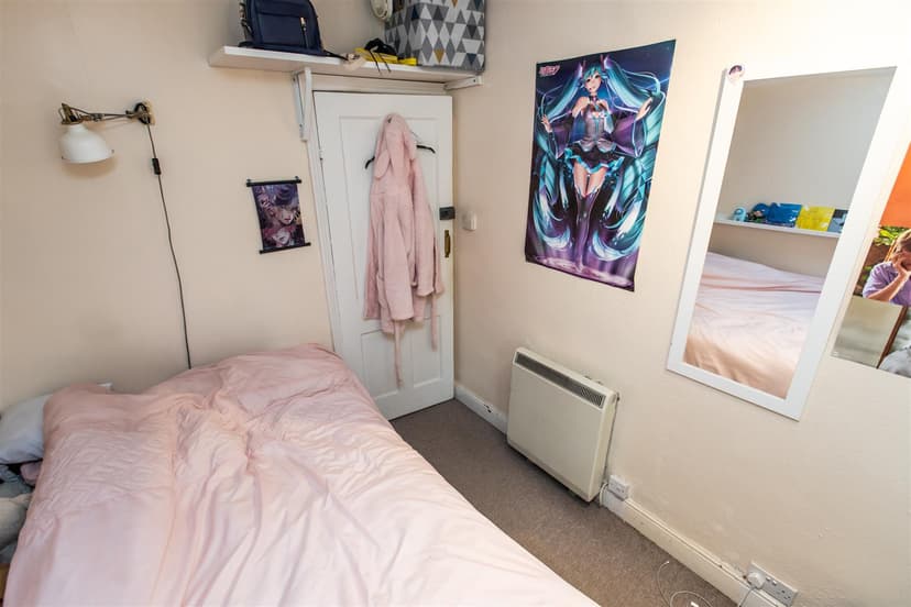 283, Dawlish Road - Image 10