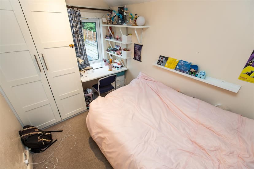 283, Dawlish Road - Image 9