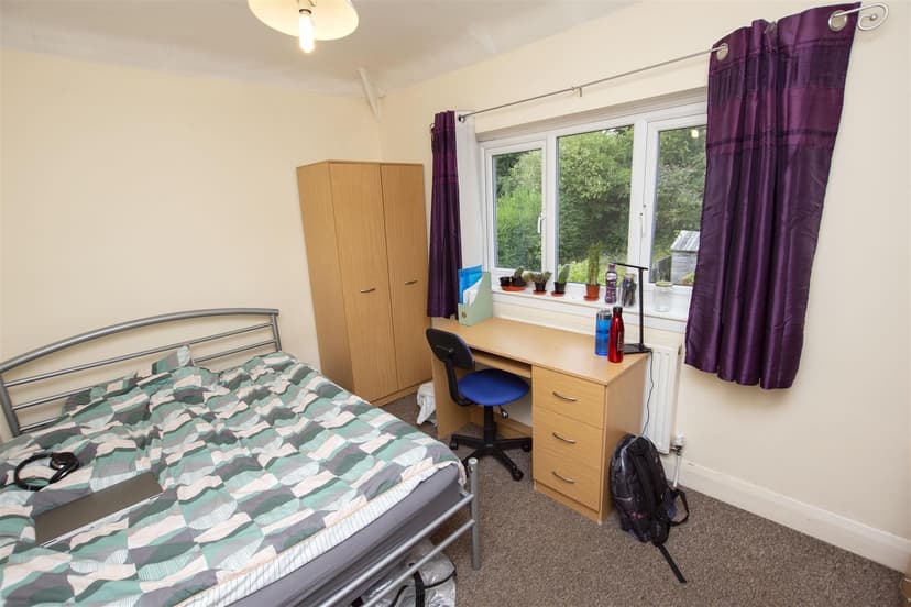 61, Reservoir Road - Image 3