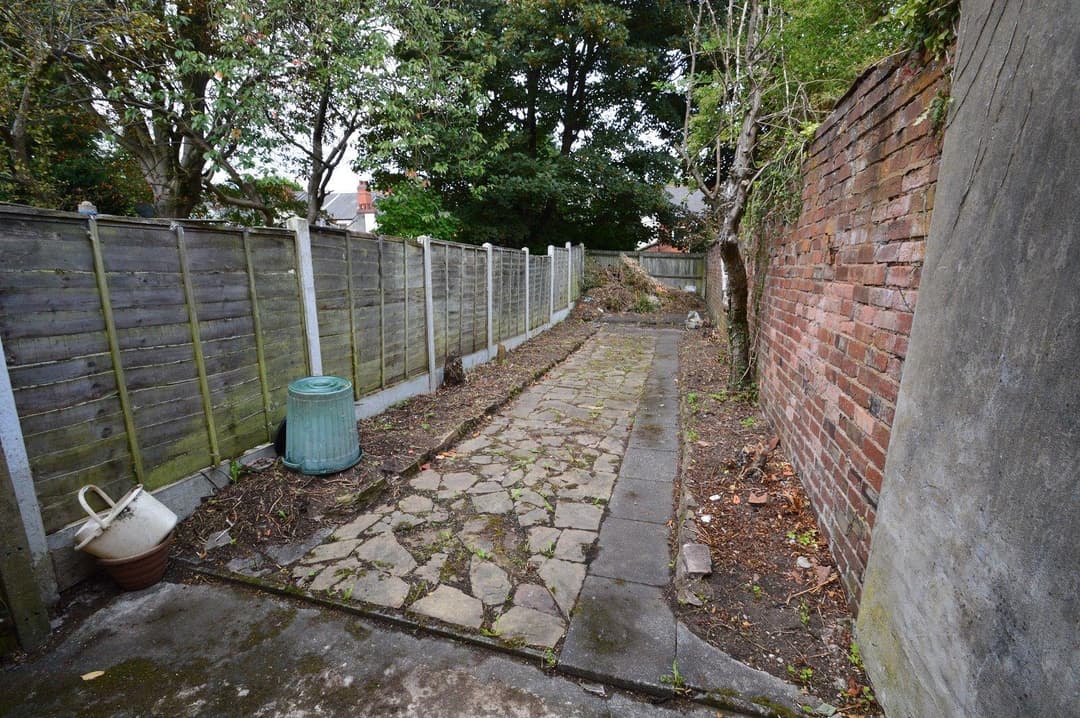 50, Winnie Road