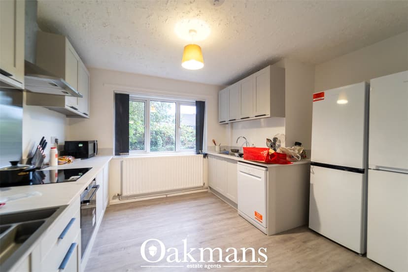 28, Fladbury Crescent - Image 17