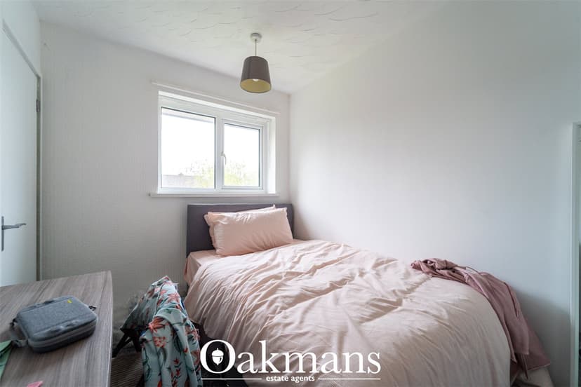 28, Fladbury Crescent - Image 8